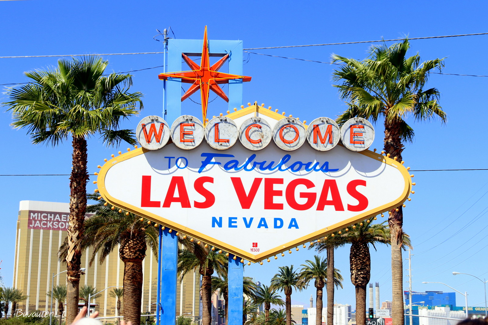 „Sveiki atvykę į nuostabųjį Las Vegasą“, – sako ženklas