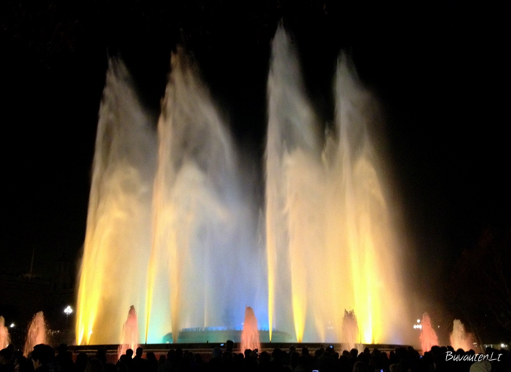 Muzikiniai fontanai Barselonoje
